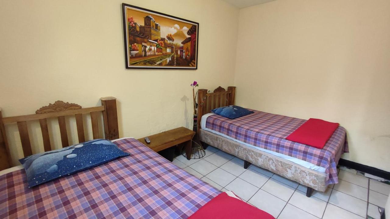 Hotel El Pasaje 危地马拉安地瓜 外观 照片