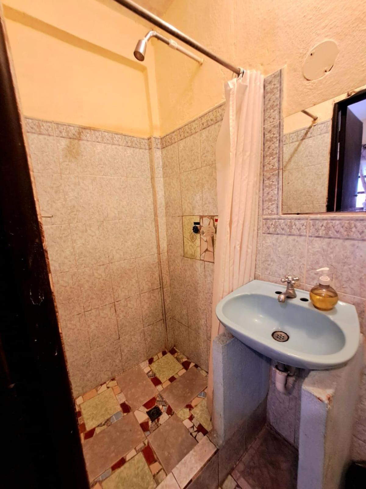 Hotel El Pasaje 危地马拉安地瓜 外观 照片