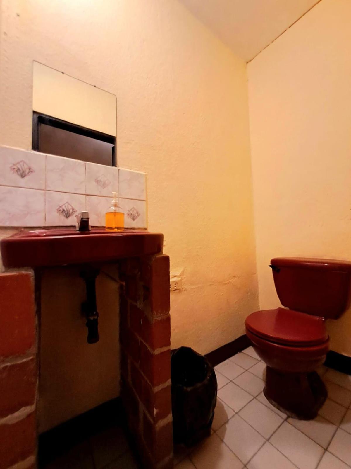 Hotel El Pasaje 危地马拉安地瓜 外观 照片
