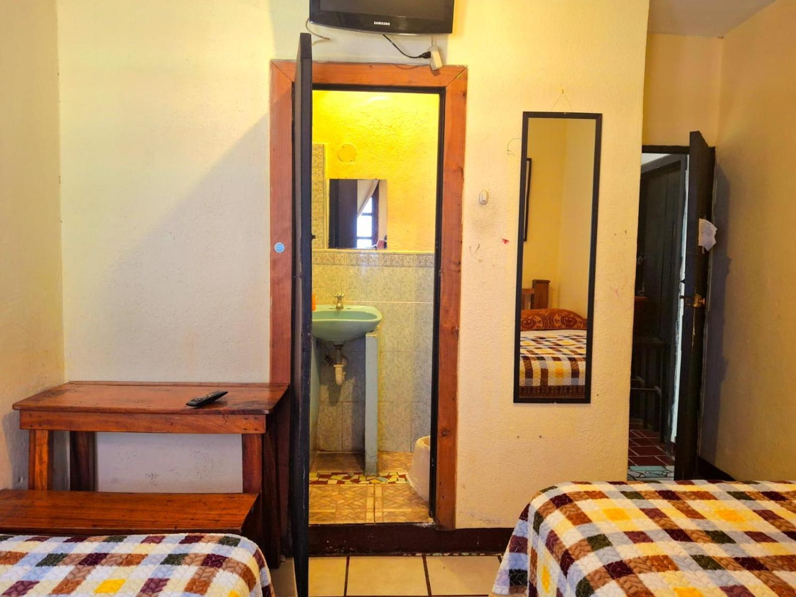 Hotel El Pasaje 危地马拉安地瓜 外观 照片