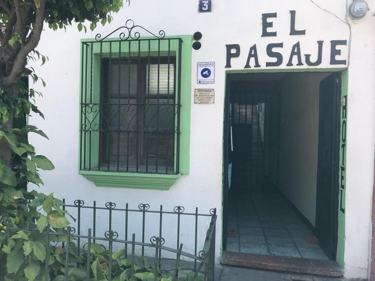 Hotel El Pasaje 危地马拉安地瓜 外观 照片