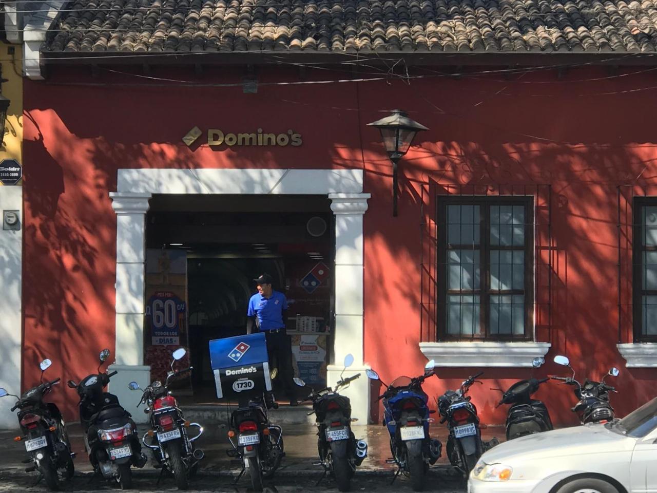 Hotel El Pasaje 危地马拉安地瓜 外观 照片