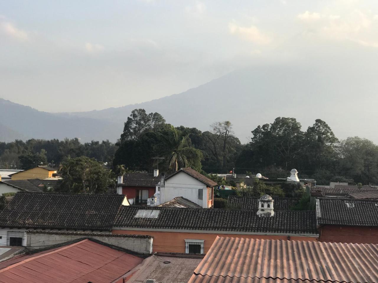 Hotel El Pasaje 危地马拉安地瓜 外观 照片